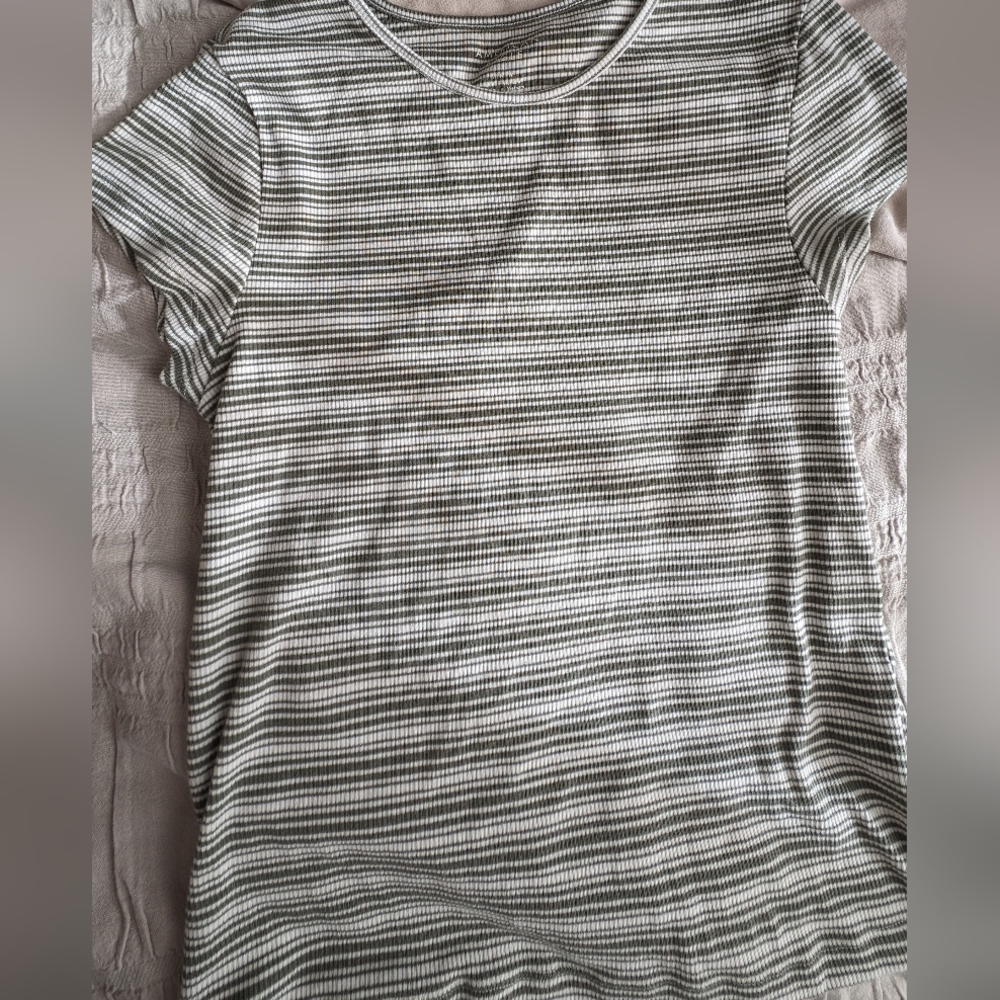 American eagle baby tee